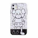 潮流ブランドKaws iphone11/11pro/11pro maxケースオシャレiphone xs/xr/xs maxケース暴力熊付きiphone   x/7/8/plusケース男女兼用 激安新品