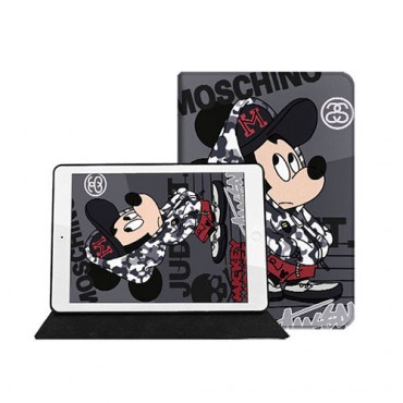 Moschino モスキーノ Disney ディズニーコラボ モノグラム ダミエ アイパッド 6/5/4/3/2ケース Ipad 8/7 世代 air4 手帳型iPad ミニ5/4/3/2/1手帳型カバー ブランドパロディ?レプリカ日本未入荷iPad Proケース 9.7インチ 2018/2017新型 iPad pro 9.7 11インチケース ブランド　 2020/2018/2017  ブランドパロディ?レプリカ