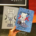 KAWS ipad 7/8世代 pro 9.7/11inch 2020ケース ブランド メンズ レディースブラント iPad Air 10.9インチケース  コピーiPad ミニ5/4/3/2/1手帳型カバー ブランドパロディ?レプリカ日本未入荷新型 iPad pro 9.7 11 インチケース ブランド　 2020/2018/2017  ブランドパロディ?レプリカ日本未入荷