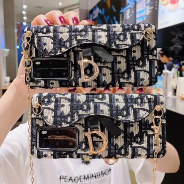 Dior/ディオール 女性向け iphone12/12mini/12pro/12promaxケースレディース アイフォiphone12/xs/11/8 plusケース おまけつきアイフォン12カバー レディース バッグ型 ブランド手帳型 iphone x/8/7 plusケース大人気